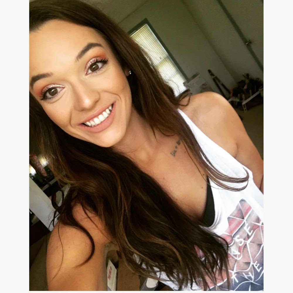 Meet your Posher, Megan